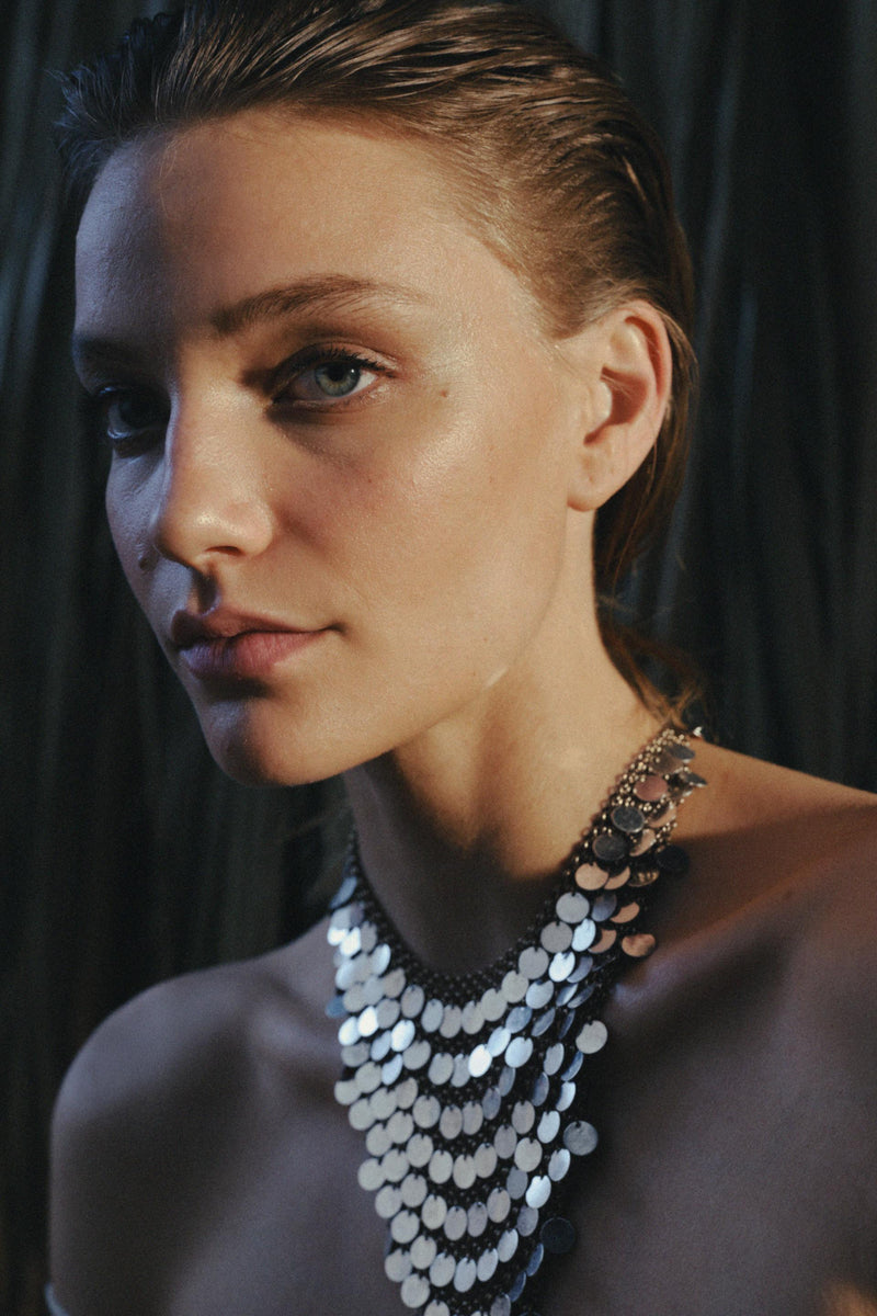 METAL PLATE BIB NECKLACE
