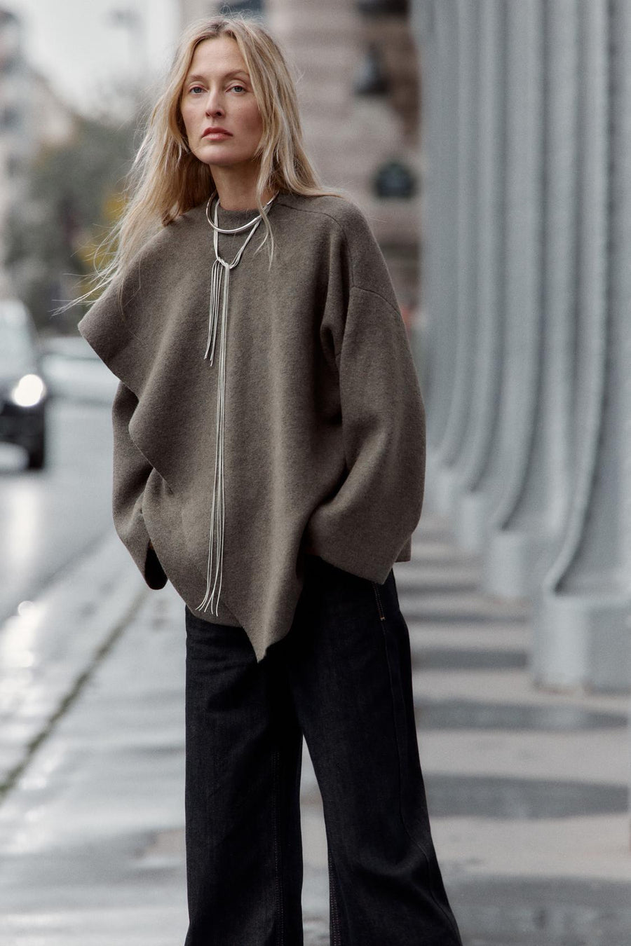 SHORT KNIT COAT WITH INTEGRATED SCARF