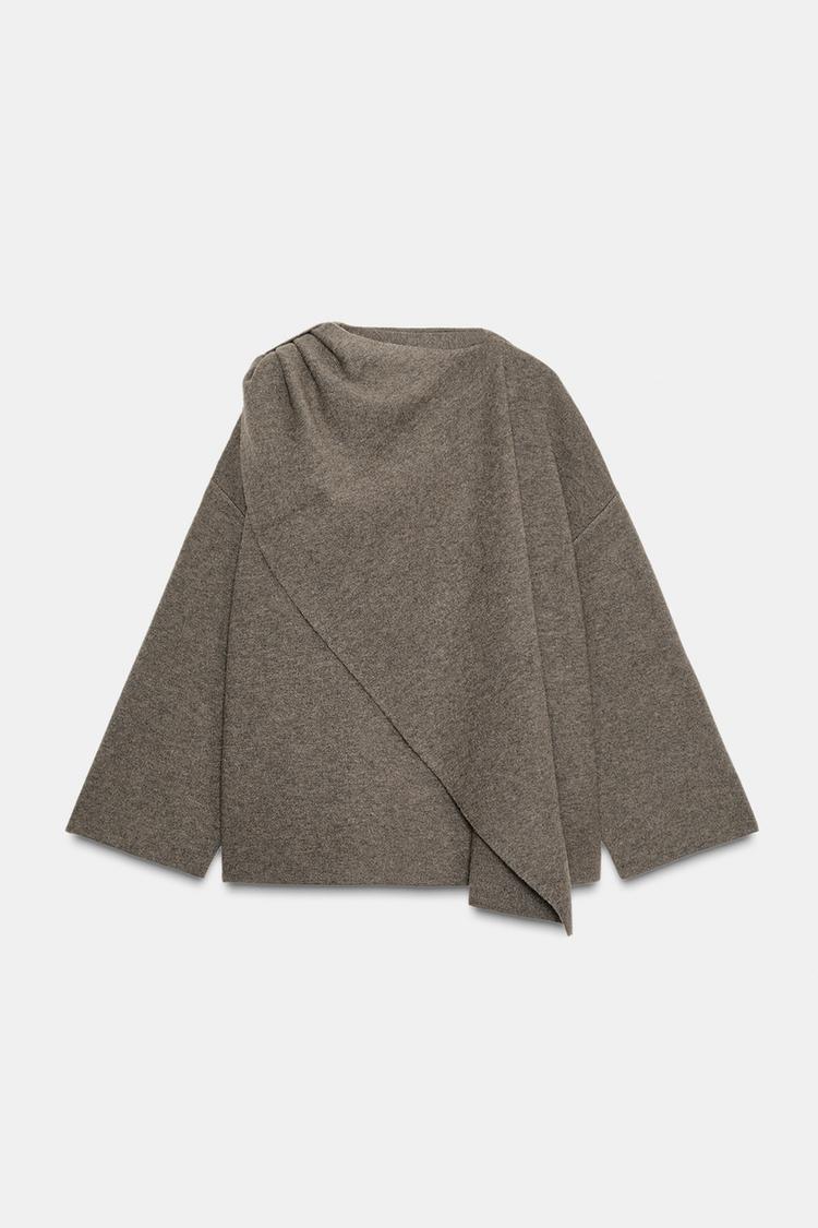 SHORT KNIT COAT WITH INTEGRATED SCARF